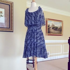 Cynthia Steffe Blue-white romantic dress-sequined all over- 0/2- NWT